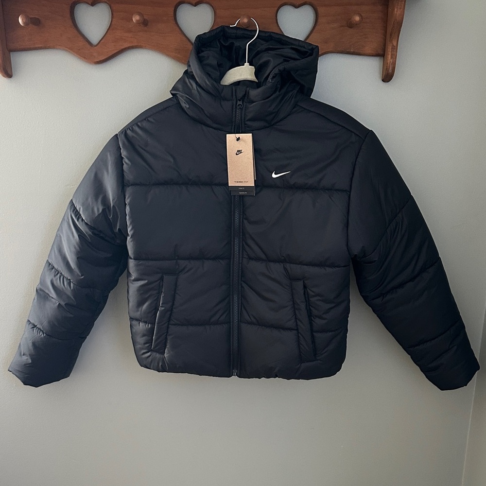 Nike Sportswear Classic Puffer Therma-FIT Loose Hooded Jacket Small